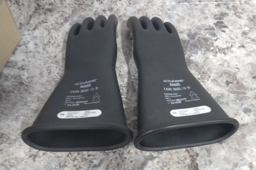Activarmr CLASS 1 B 14 Size 10 Class 1 Black Electrical Insulating Gloves-65530943