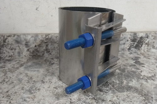 Smith-Blair 26100045007000 4 In Pipe Size 150 Max PSI 7.5 In L Repair Clamp-56898716