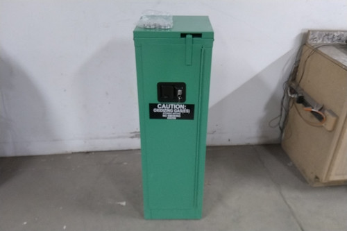 Securall MG304FL 4 Cylindery Cap Medical Oxygen Cylinder Storage Cabinet-13162652