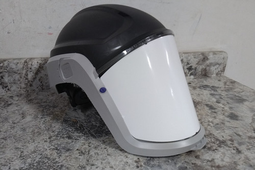 3M M-305 Versaflo Respiratory Hardhat Assembly Headgear with Faceseal Visor-59489495
