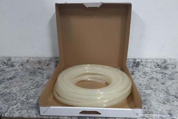 Tuyau Résistant Huile/essence/gras Versilon AEM02027 - 2 Rouleaux De 100 Pieds (1/2 Pouce)