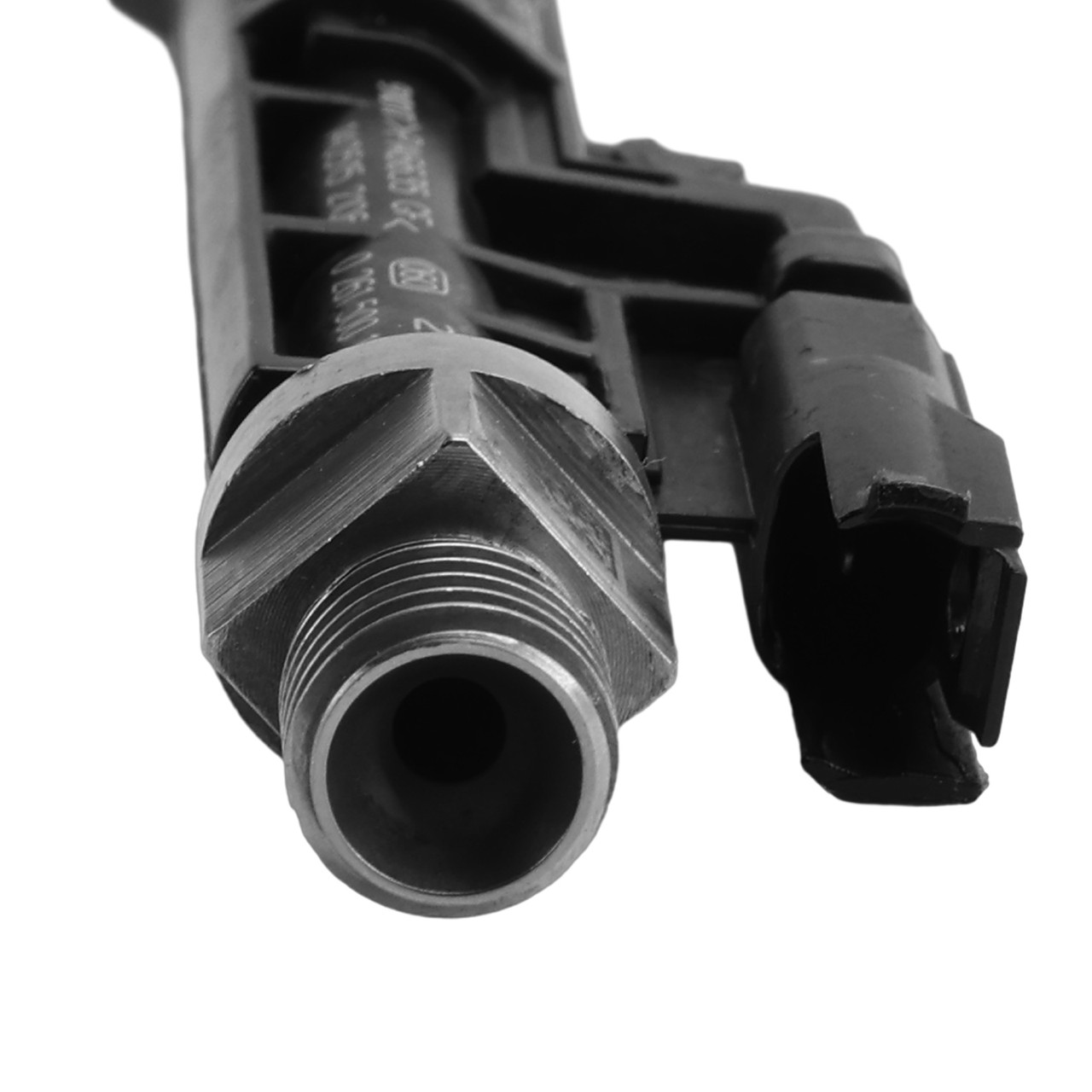 2011-2018 BMW F10 M5 F06 F07 F12 F13 F15 X5 6Pcs Fuel Injector 0261500136 13647599876 Generic