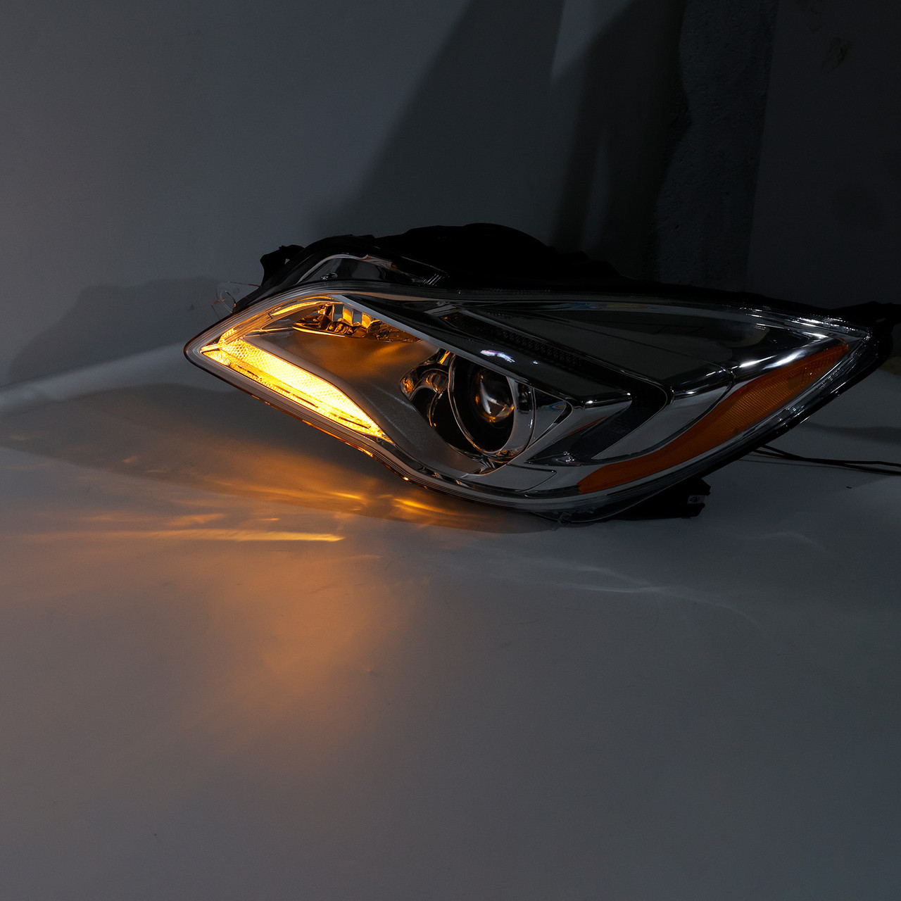 2014-2017 Buick Regal Halogen Left+Right Headlight 13409902 13409903 Generic