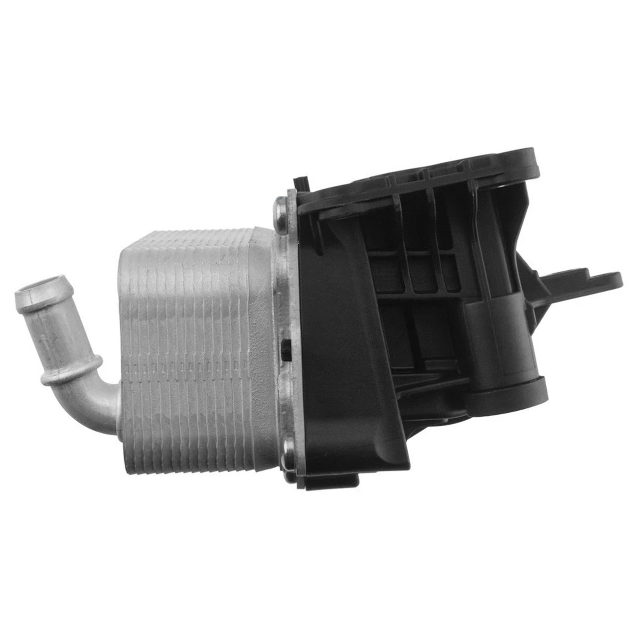2015-2019 Mercedes-Benz CLA200 CLA250 CLA180 1.6L Oil Cooler 2465010101 Generic