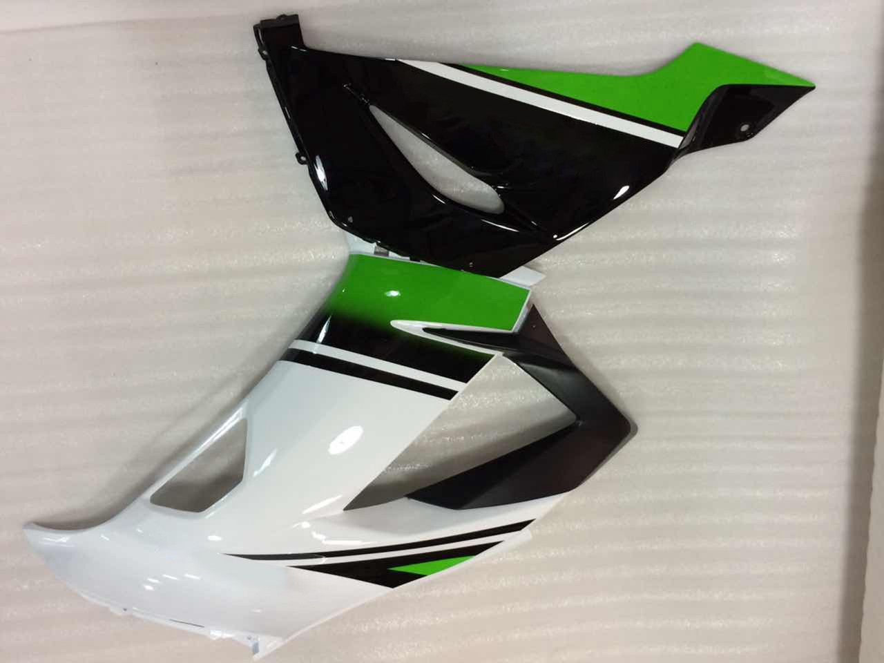 Amotopart Fairings Plastics Kawasaki ZX6R 636 Green White Ninja Racing (2013-2016)