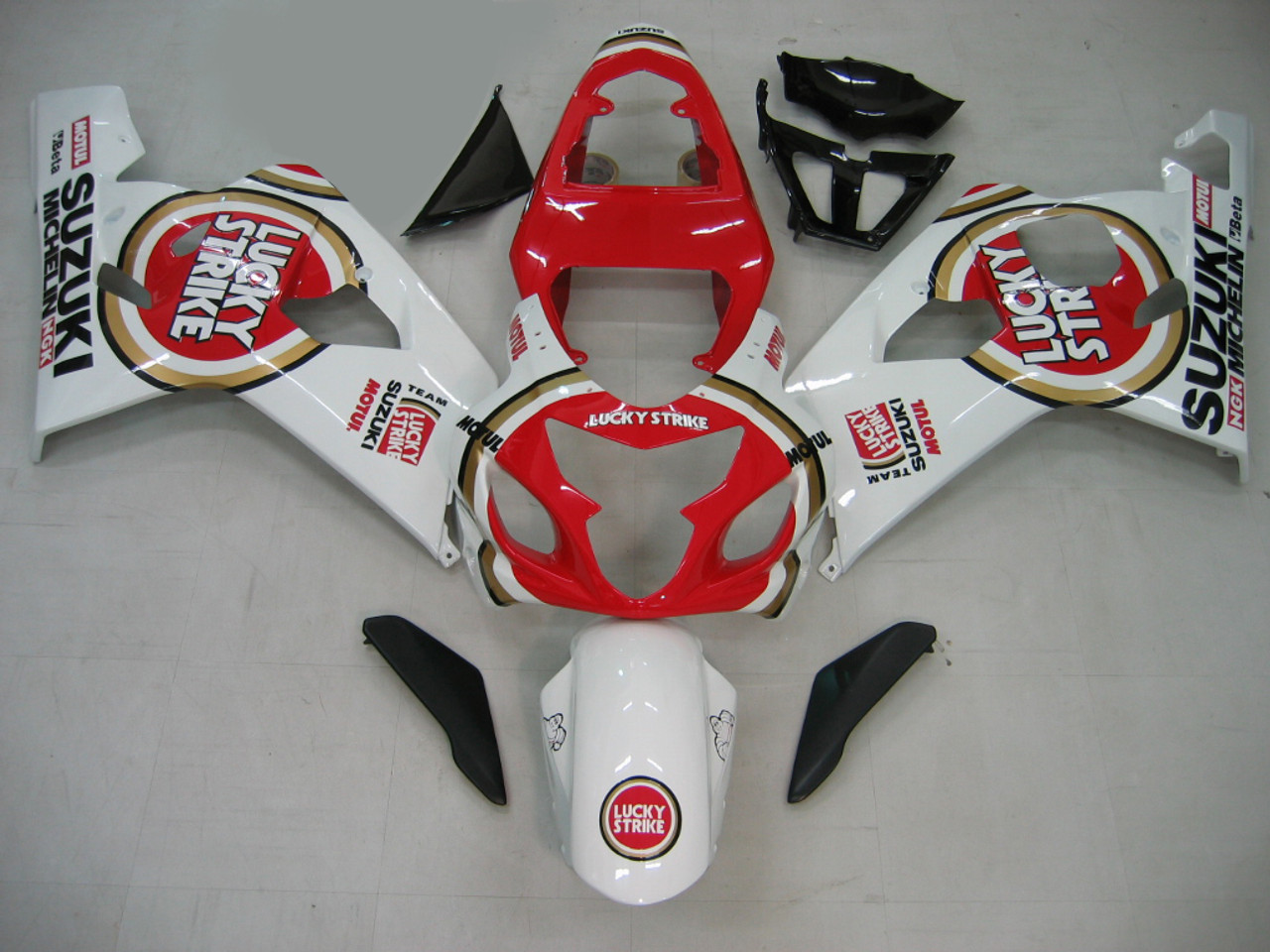 Fairings Suzuki GSXR 600 750 White & Red Lucky Strike Racing  (2004-2005)