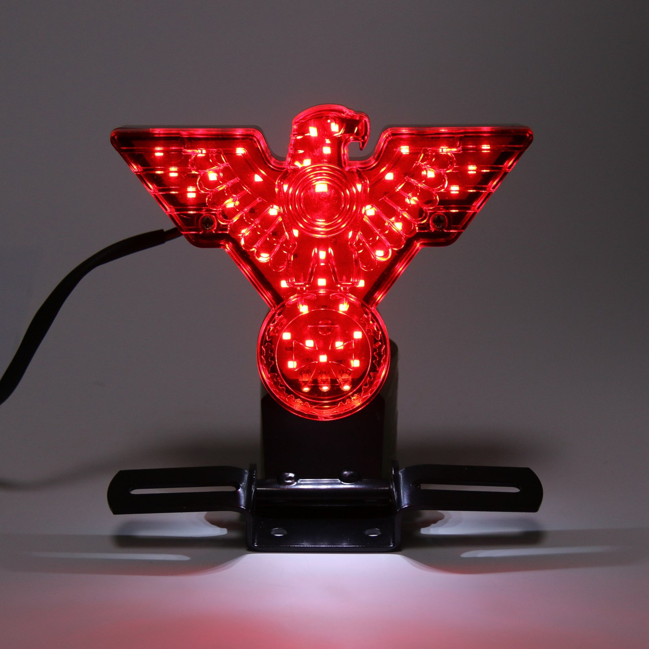 Eagle Led Rear Tail Light Lamp Plate for Harley Chopper Bobbe, Red