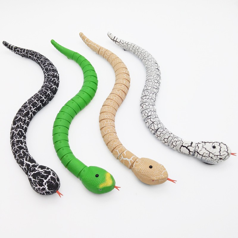 Remote Control Snake Rattlesnake Animal Trick Terrifying Mischief