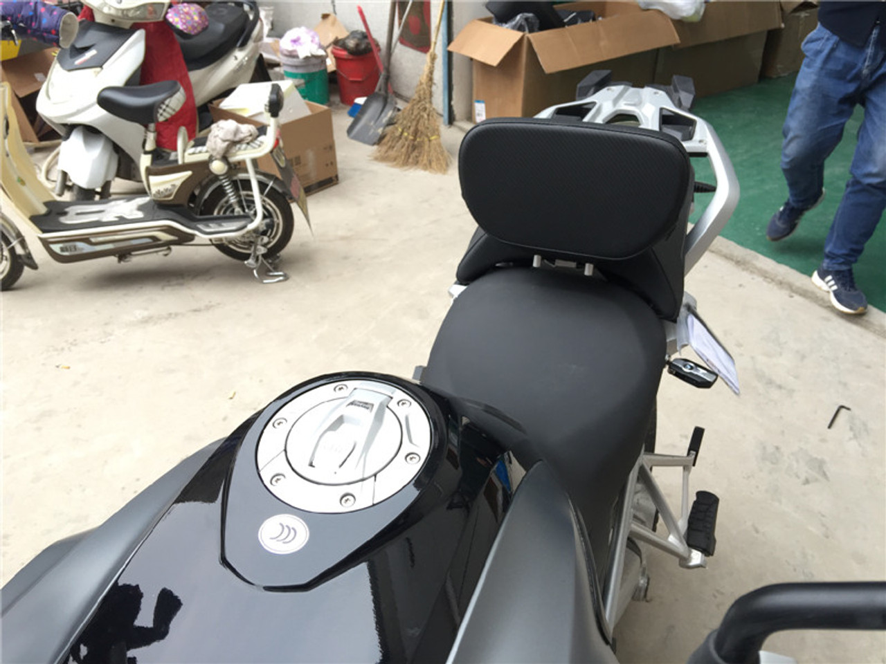 Front Driver Seat Rider Backrest Pad Fit for BMW R1200GS 2013-2019 Black