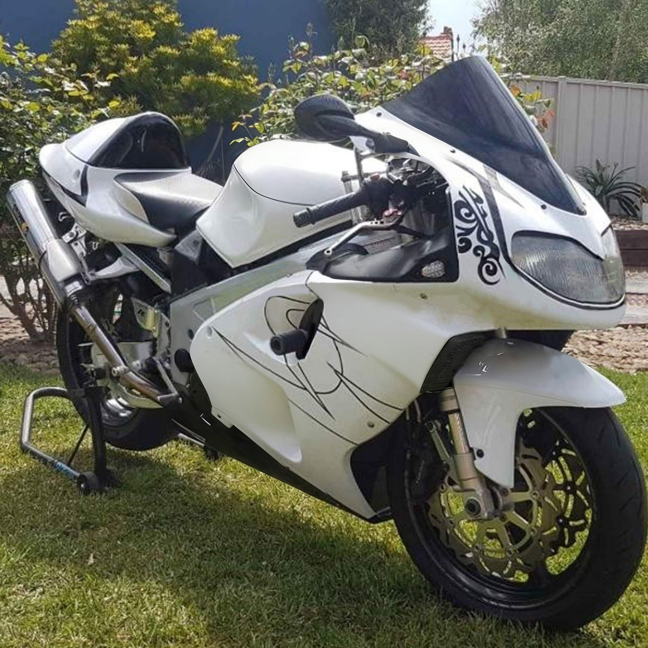 Suzuki TL1000R 1998-2003 Amotopart Fairing Kit Generic #103