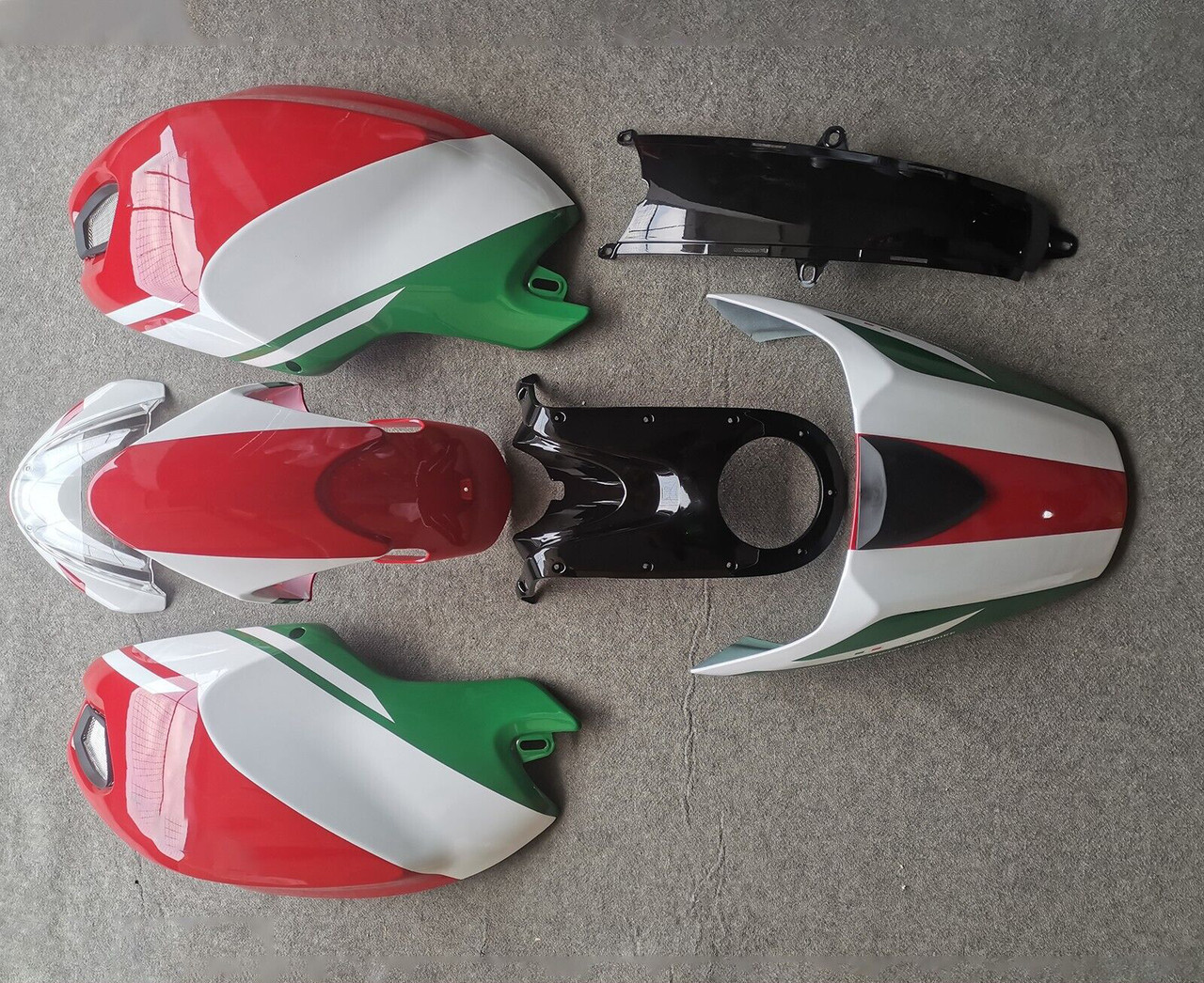 Ducati Monster 696/796/1100 S EVO All Years Amotopart Fairing Kit Generic #107