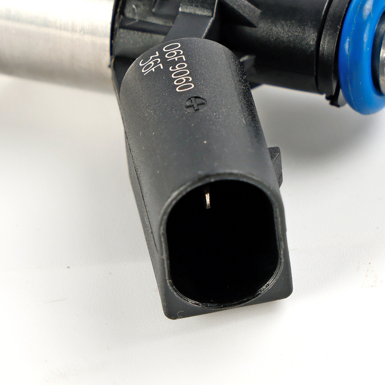 2010-2011 AUDI A6 3.2L V6 1*Fuel Injector 06E906036F, 0261500037, 06E906036AG, FIJ0035, 06E906036 F, 06E 906 036 AG, FJ1041, 800-2077N, DI-56155,silver Generic