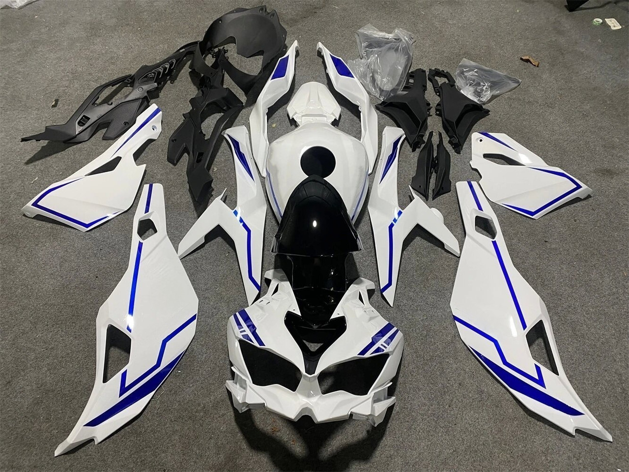2019-2025 Kawasaki Ninja ZX25R ZX4R ZX4RR Black White Fairing Kit