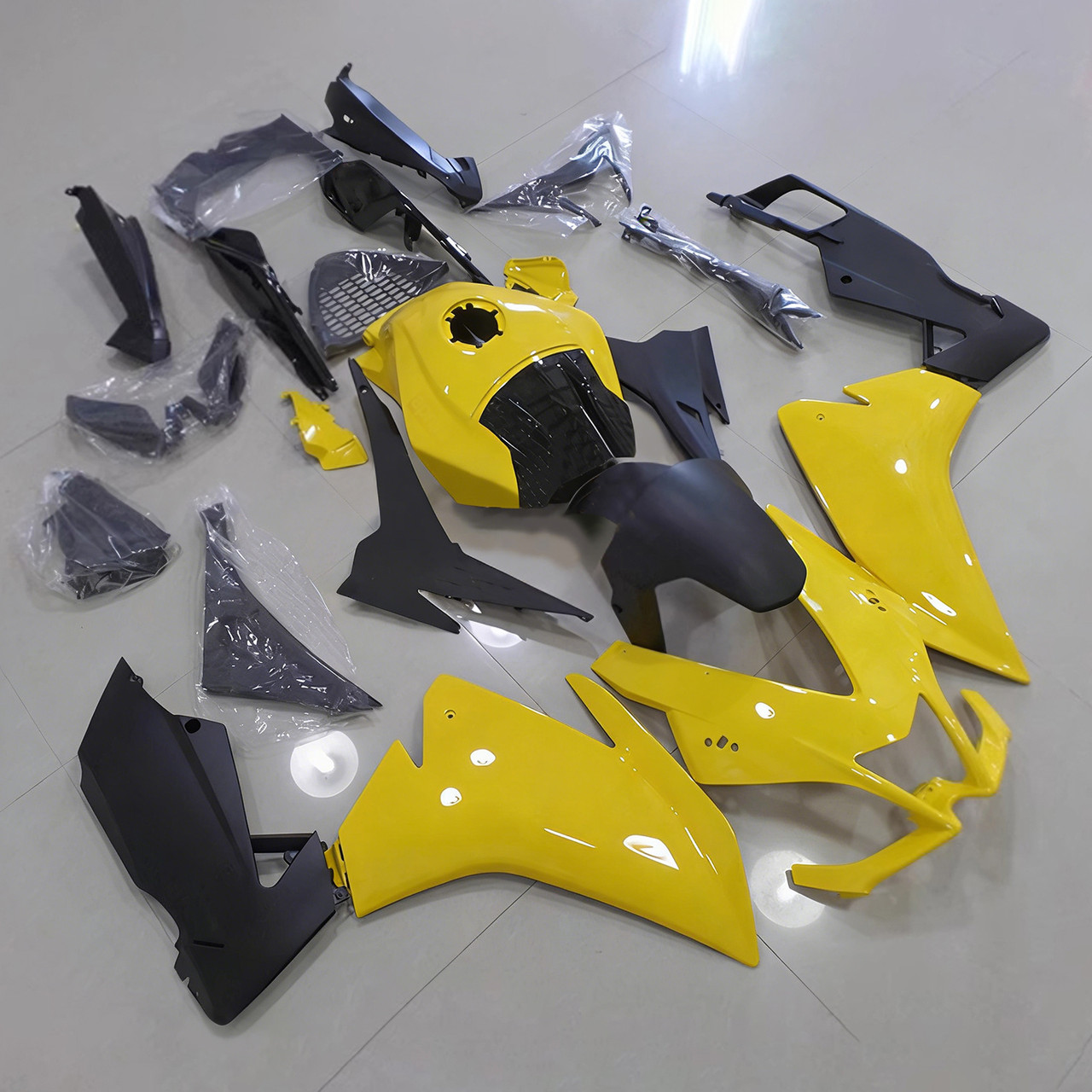 2012-2016 Aprilia RS4 125 50 Black Yellow Fairing Kit