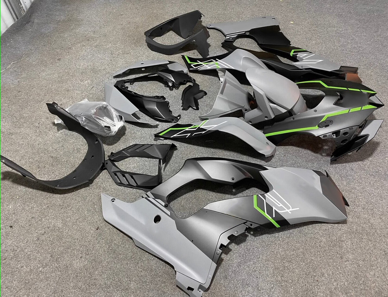 2021-2025 Kawasaki ZX 10RR ZX 10R Black Grey Green Fairing Kit
