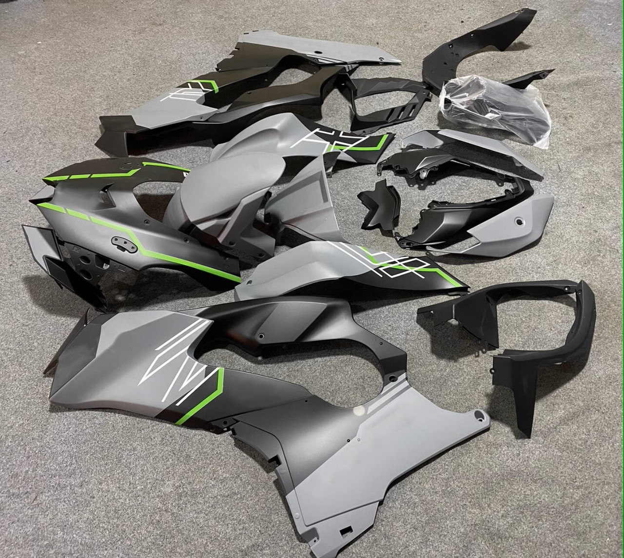 2021-2025 Kawasaki ZX 10RR ZX 10R Black Grey Green Fairing Kit