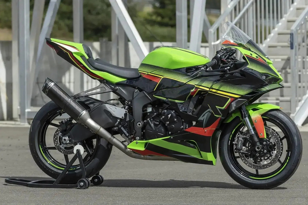 セレクトa 2024-2025 Kawasaki ZX6R Black Green Red Fairing Kit - Mad Hornets