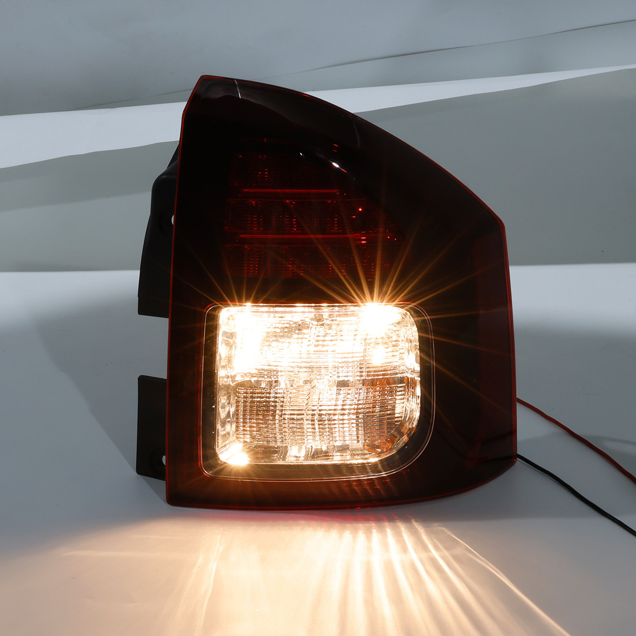 2014-2017 Jeep Compass Left+Right Rear Tail Light Rear Lamp Assembly 5272909AA 5272909AB Generic