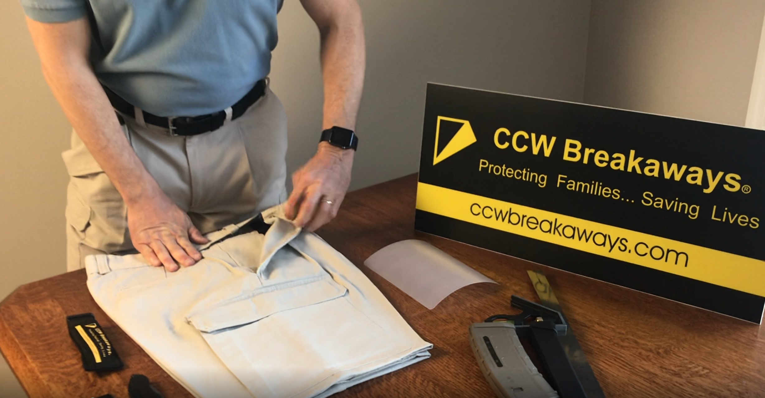 Advanced Tactical Features of CCW Breakaways Business Casual Concealed Carry Cargo Pants