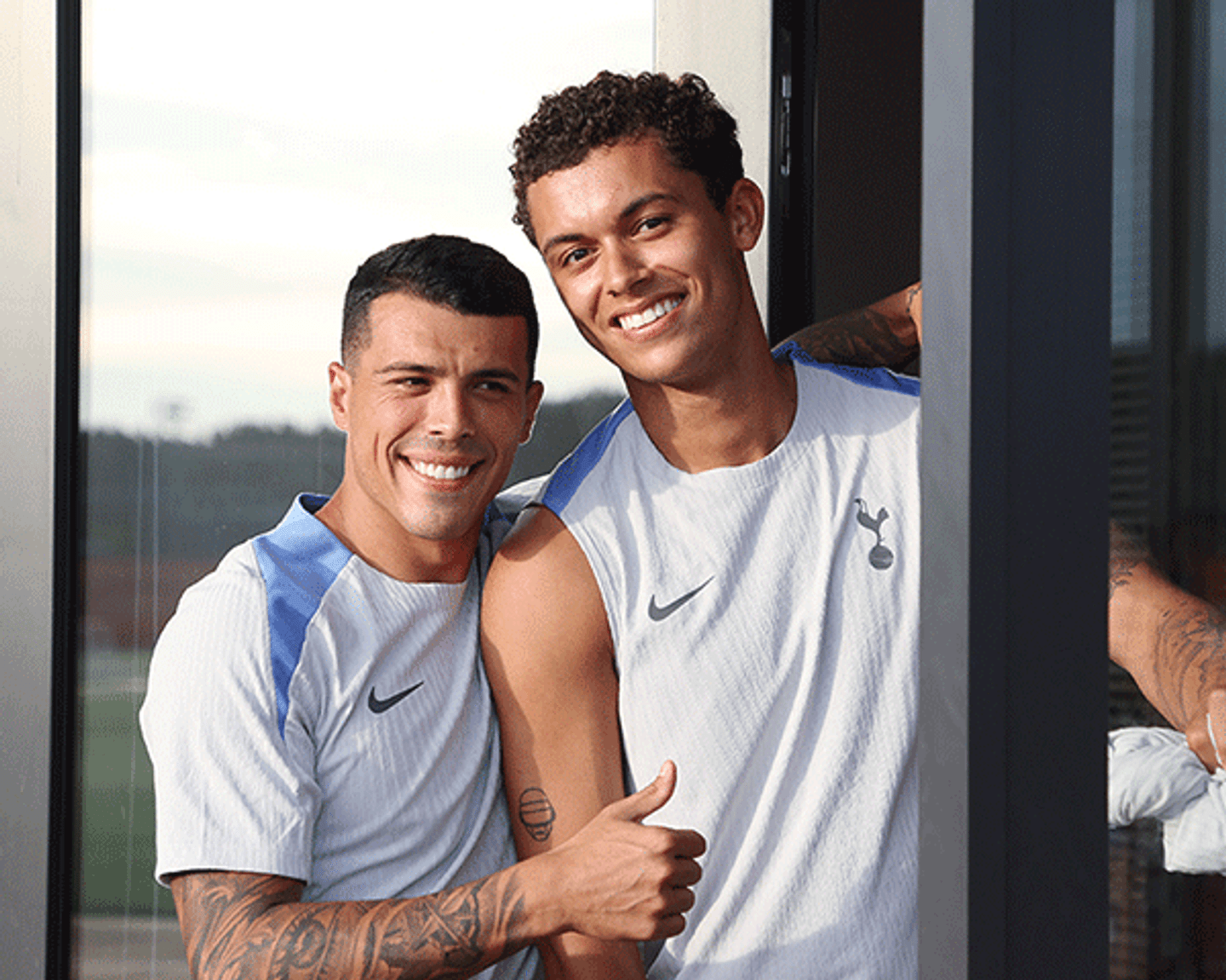 tottenham spurs nike shirt