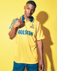 tottenham yellow holsten kit