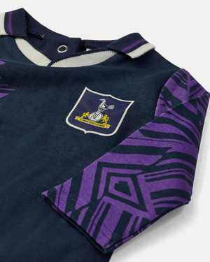  Spurs Baby Retro Away Sleepsuit 