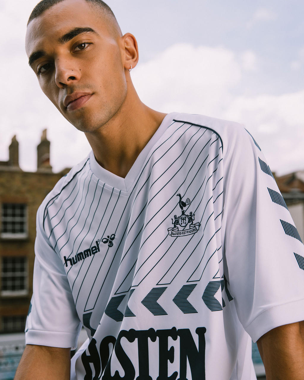 Tottenham 1986 away shirt