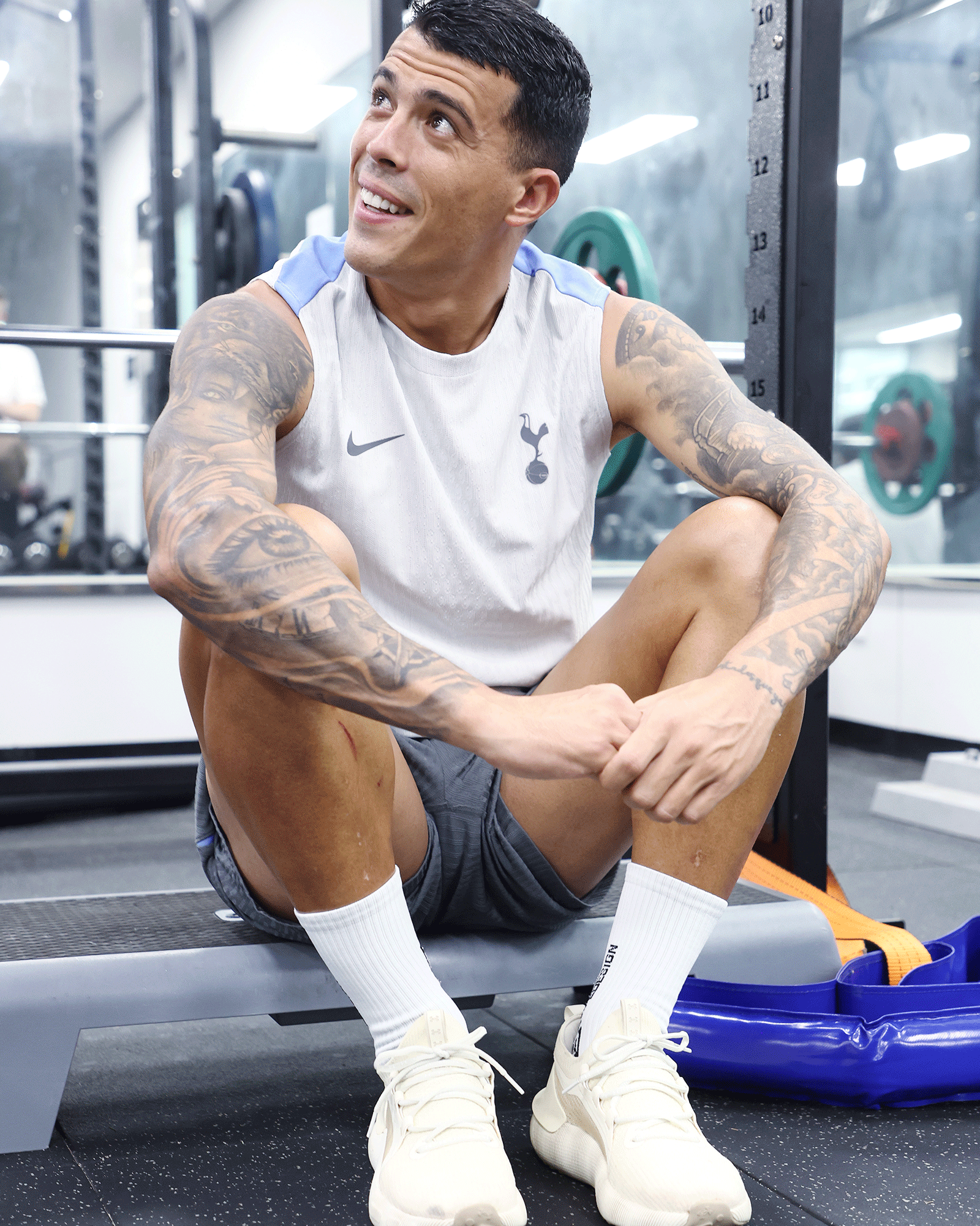 spurs nike training kit