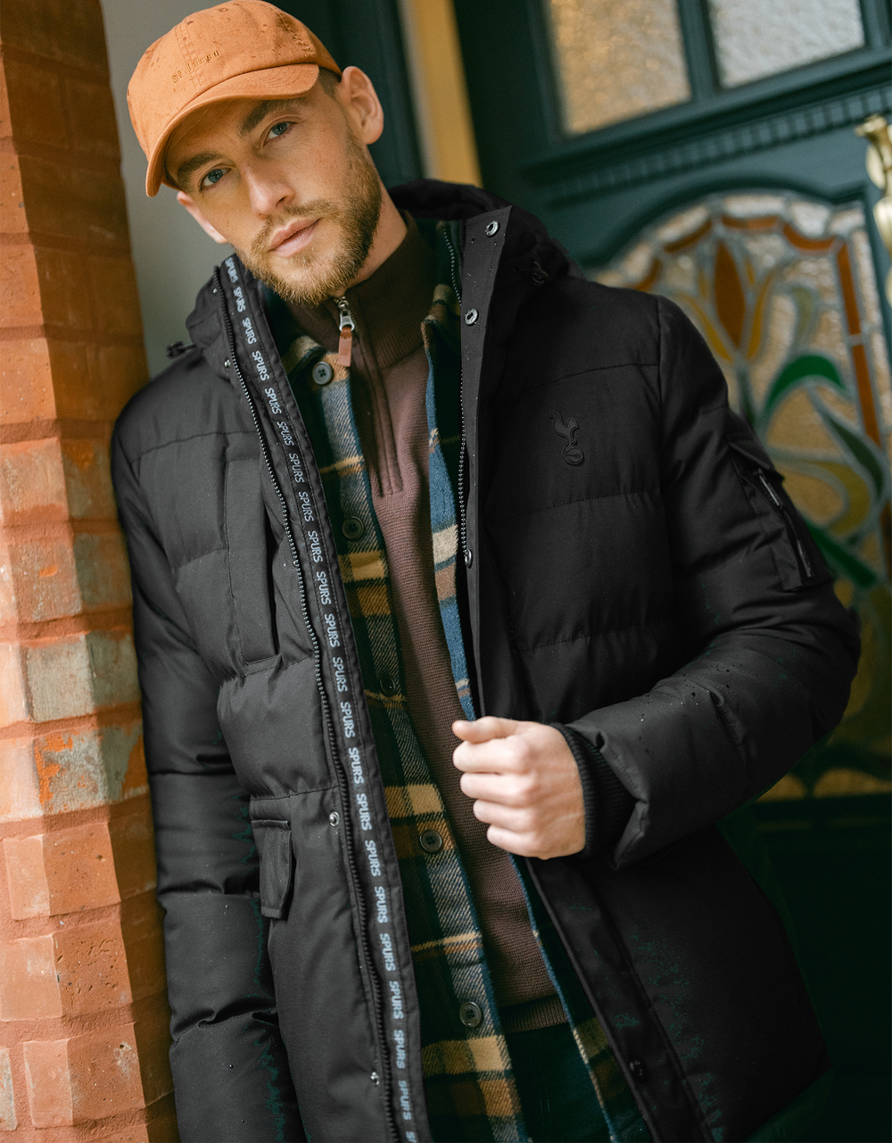 Spurs Mens Hooded Padded Black Jacket