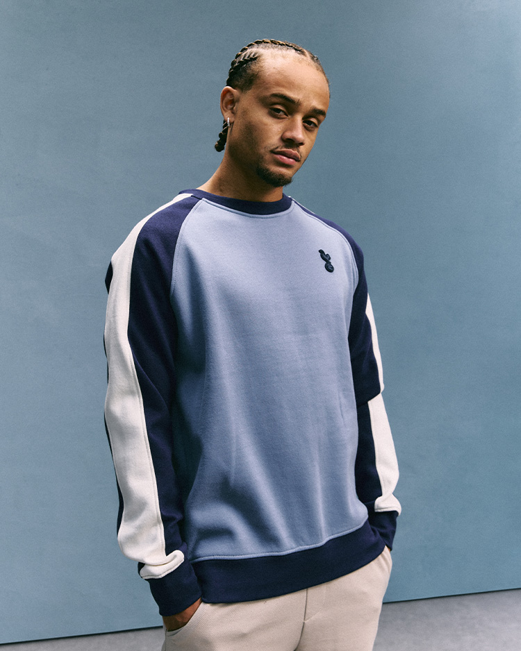 Spurs Men Contrast Raglan Sleeve Blue Sweatshirt