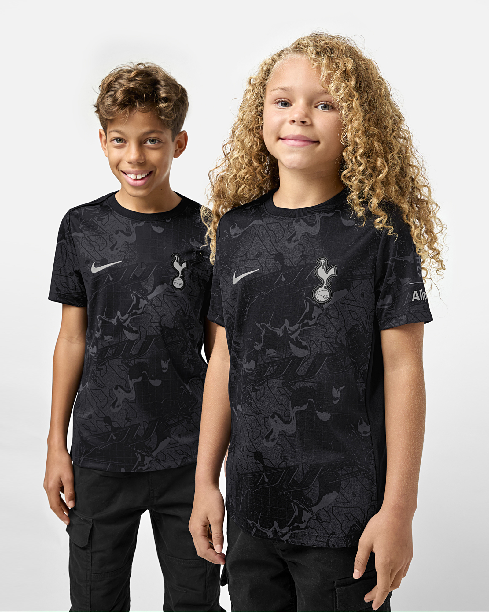 Spurs Nike Youth Black Warm Up T-Shirt 2025/26