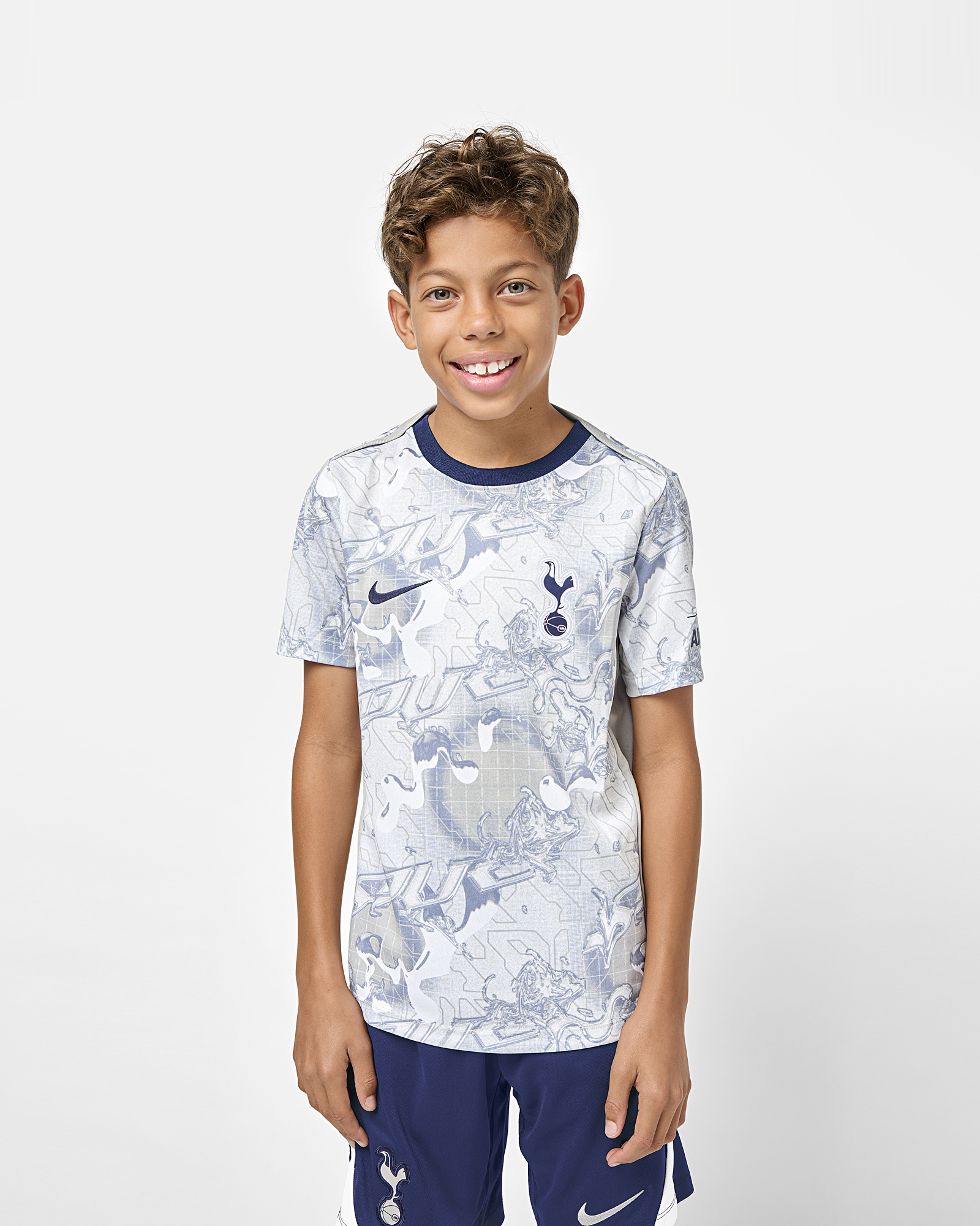 Spurs Nike Youth White And Grey Warm Up T-Shirt 2025/26