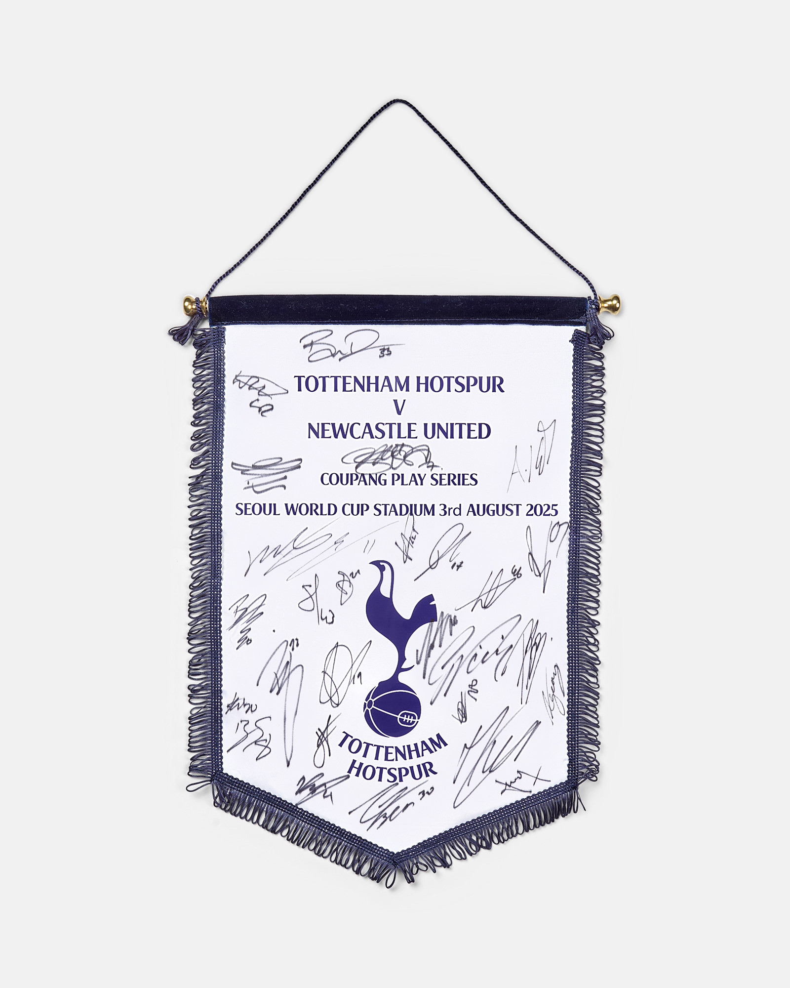 Spurs 2025/26 Signed Tour Pennant