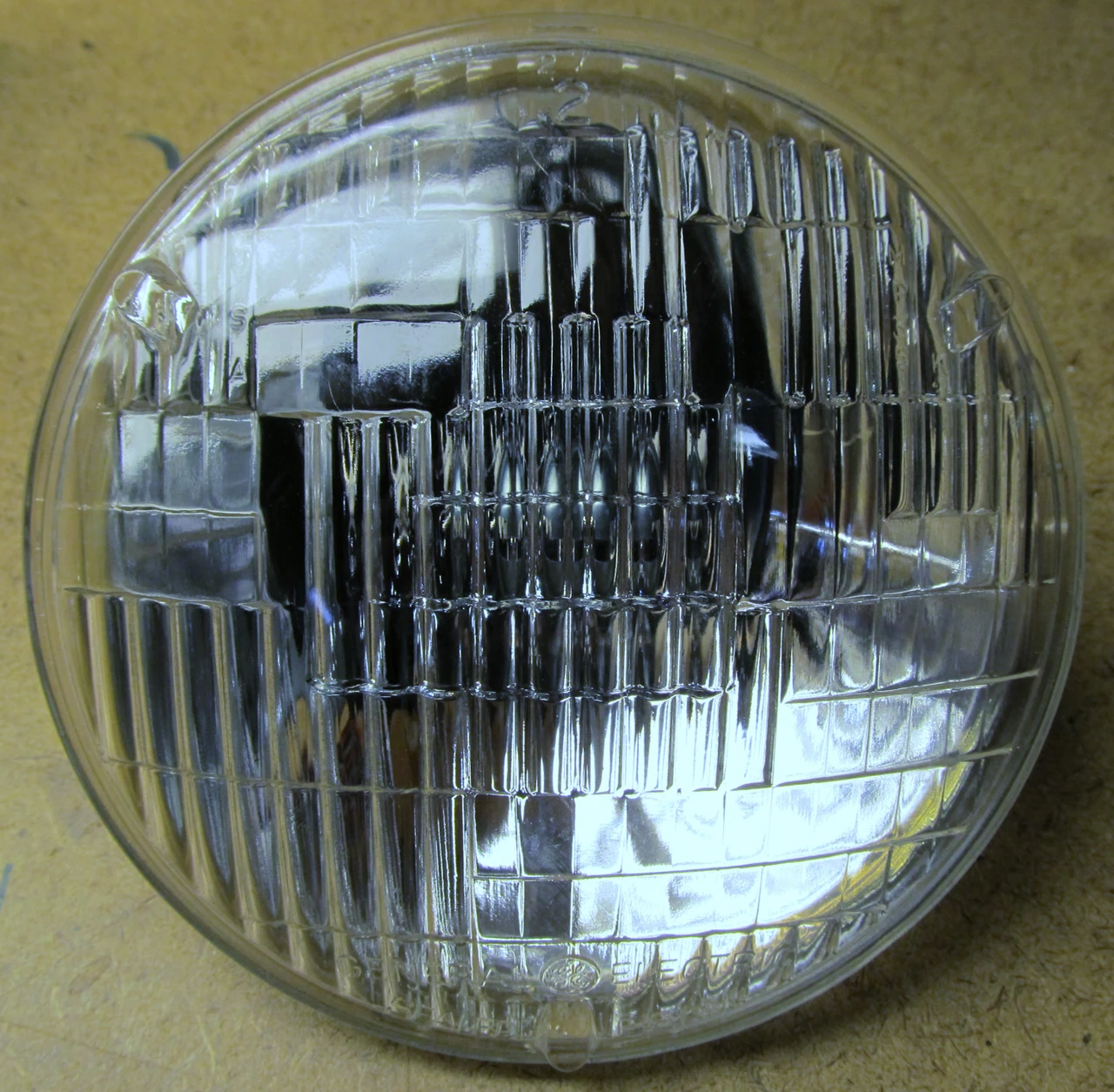 4002 / #4005 Sealed Beam Lamp Bulb Light PAR46 5.75
