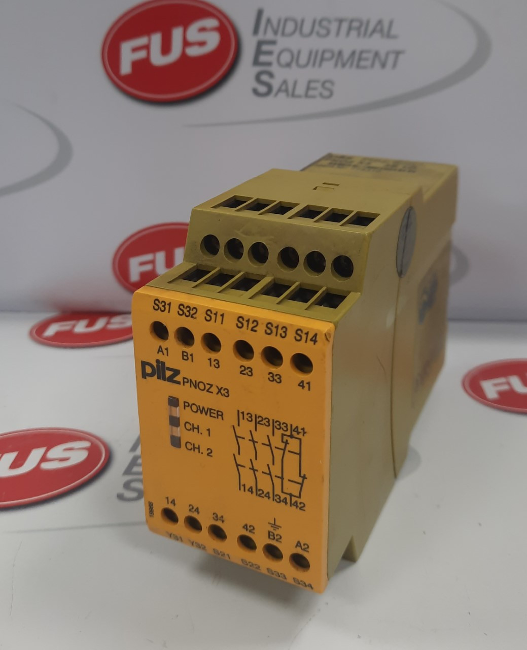 Pilz PNOZ X3 24VAC/24VDC ID 774310 - FUS Industrial