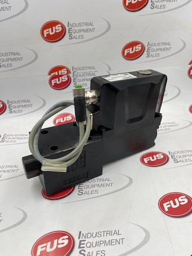 Parker  High-quality industrial automation spare parts for machine maintenance and repair.