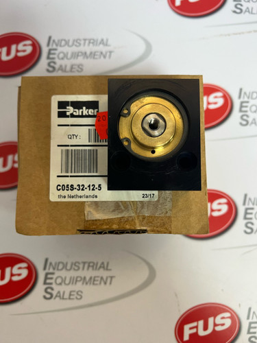 Parker  High-quality industrial automation spare parts for machine maintenance and repair.