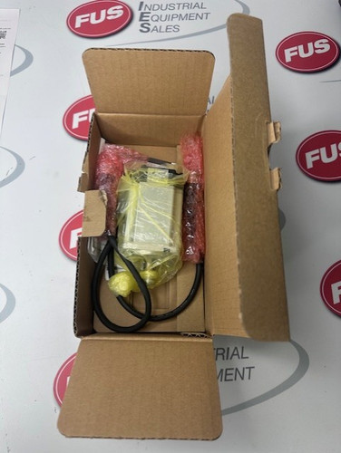 OMRON R88M-G40030H-S2-D AC Servo Motor