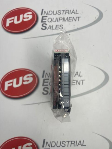 MITSUBISHI RY40PT5P PLC MODULE