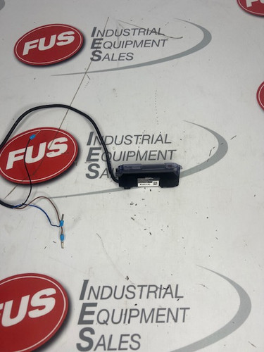 KEYENCE FS-V31P FIBER OPTIC SENSOR AMPLIFIER