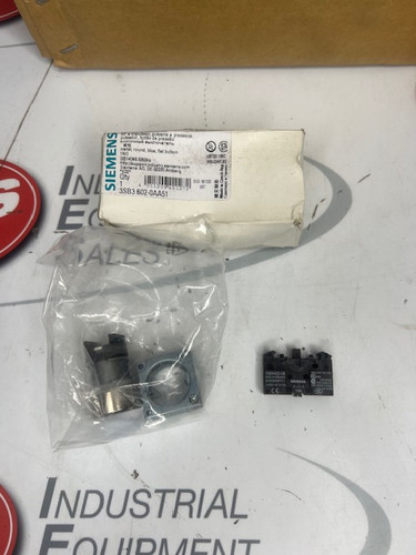 SIEMENS 3SB3 602-0AA51 High-quality industrial automation spare parts for machine maintenance and repair.