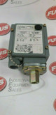 Square D Class 9012 Type : GAWM-2 Series: C Adjustable Pressure Switch - Used