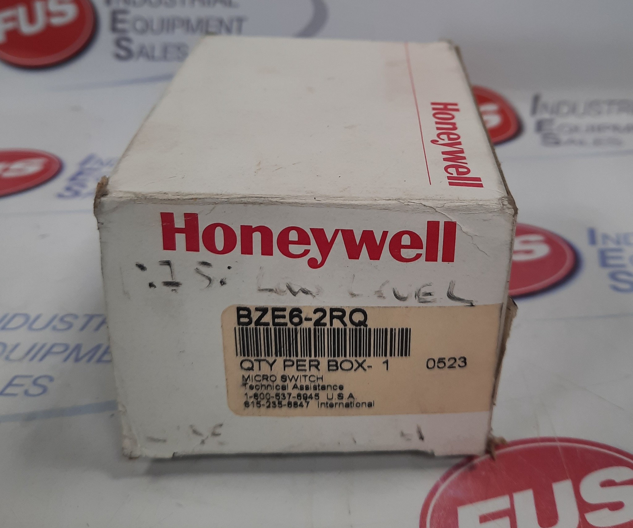 Interruttore Microswitch Honeywell BZE6-2AN5 (BZE62AN5) - Nuovo In Scatola Aperta
