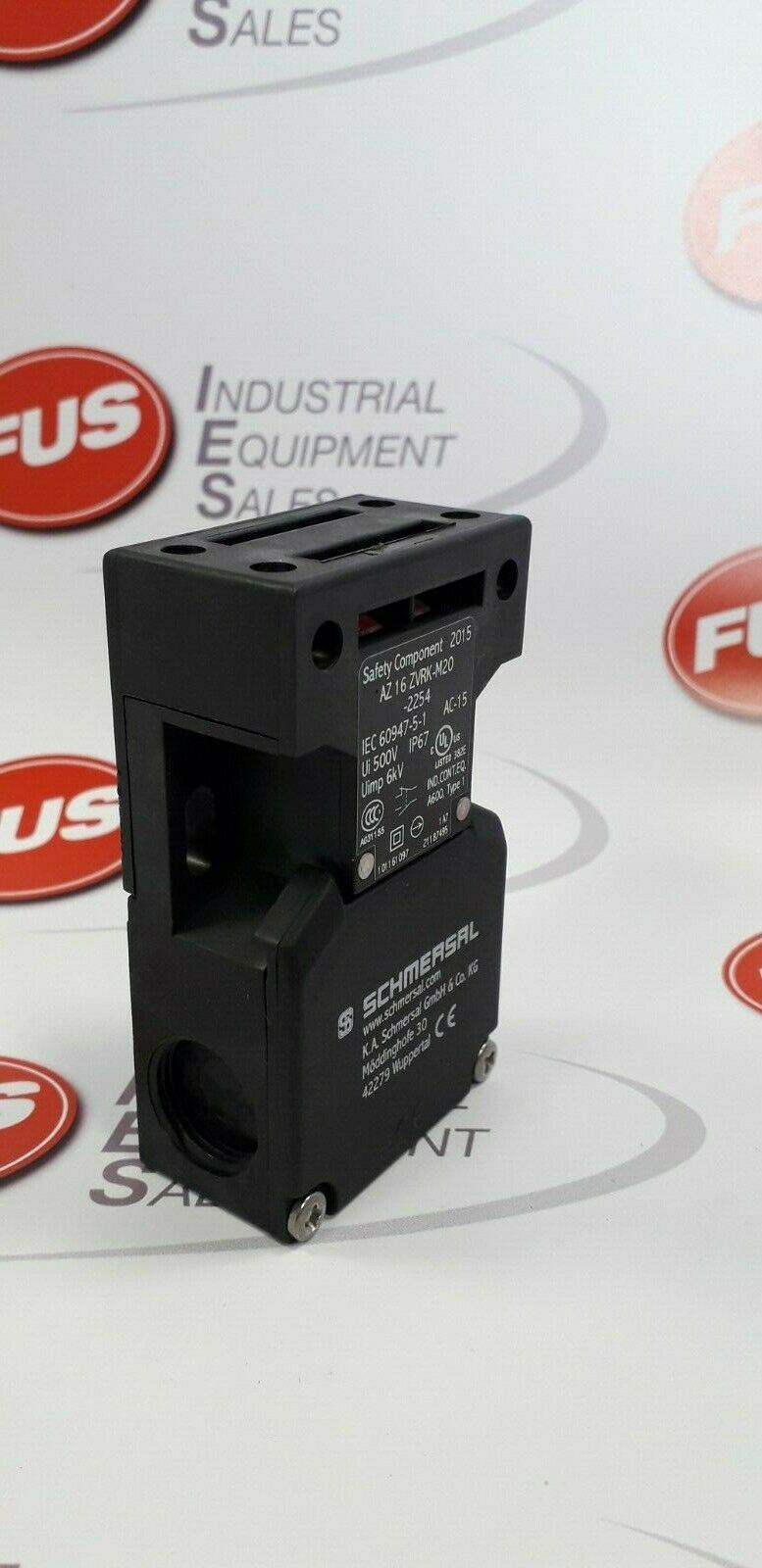 SCHMERSAL AZ 15-ZVRK-M20 Safety Interlock Switch - 1PC New