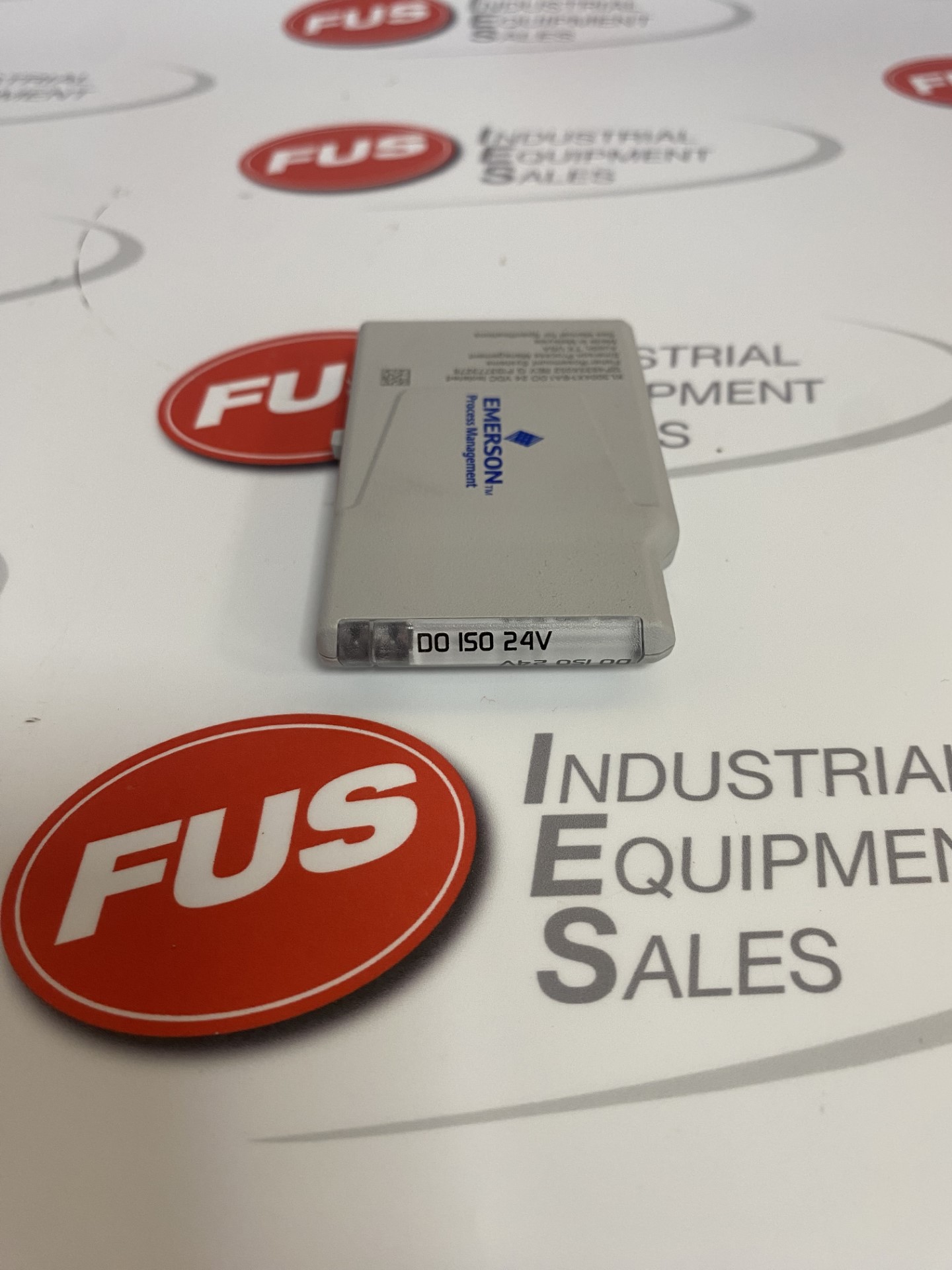 Emerson DO ISO 24V KL3004X1-BA1 DO 24 VDC CHARM - FUS Industrial