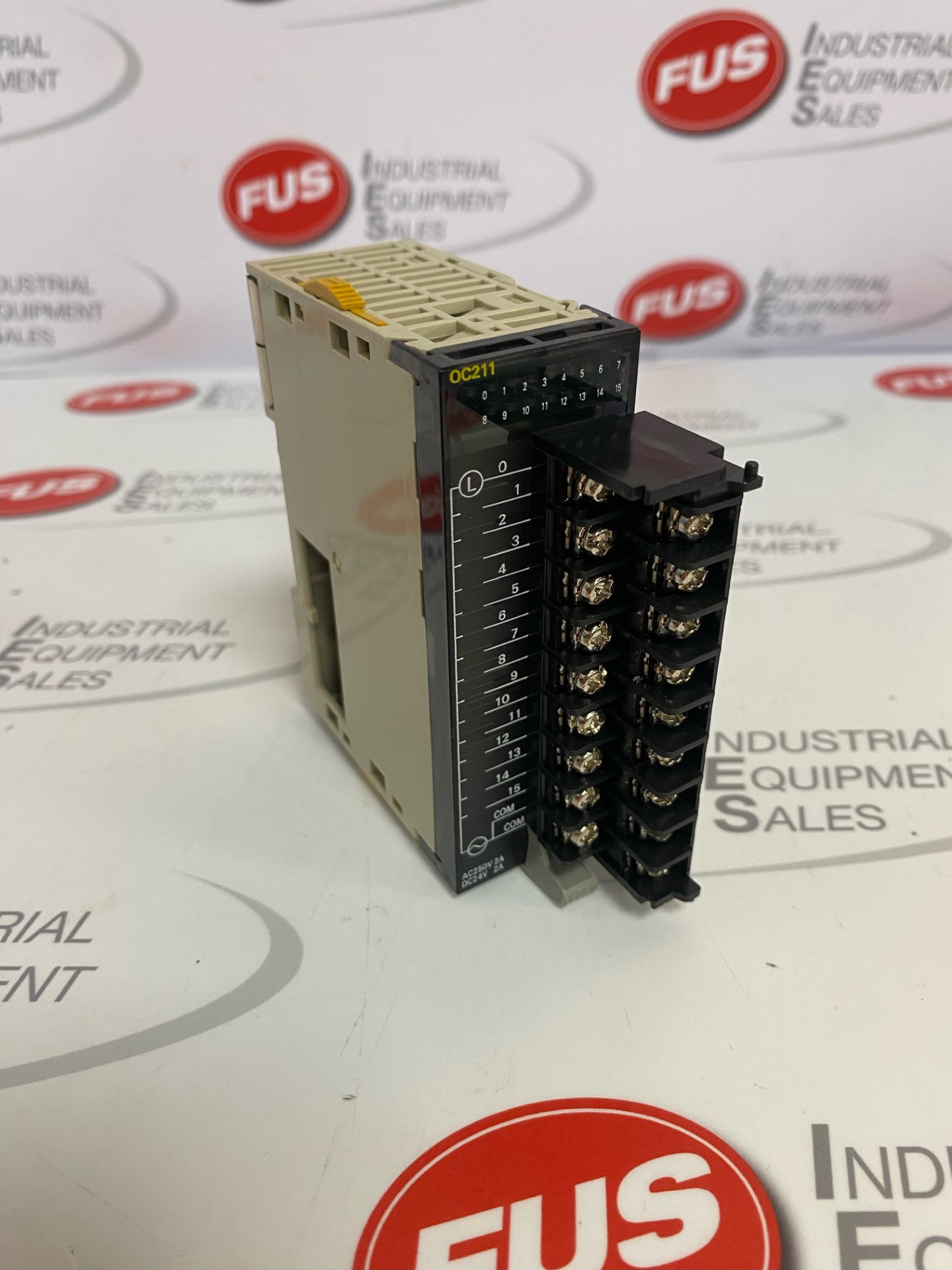 Omron Cj1w Oc211 Fus Industrial