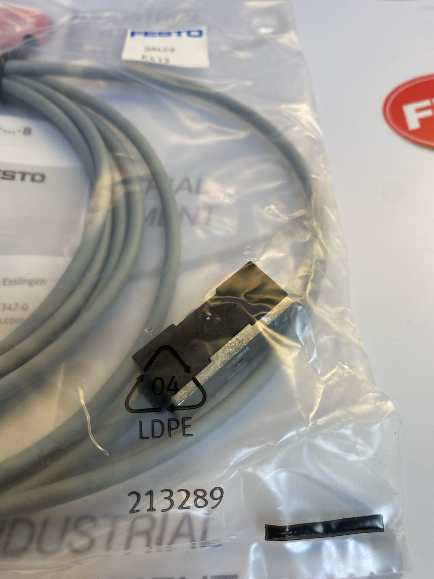 Capteur De Proximité FESTO SMEO-1-LED-24 - 12-27V, 1A, 30 459 U713 - Neuf En Boîte