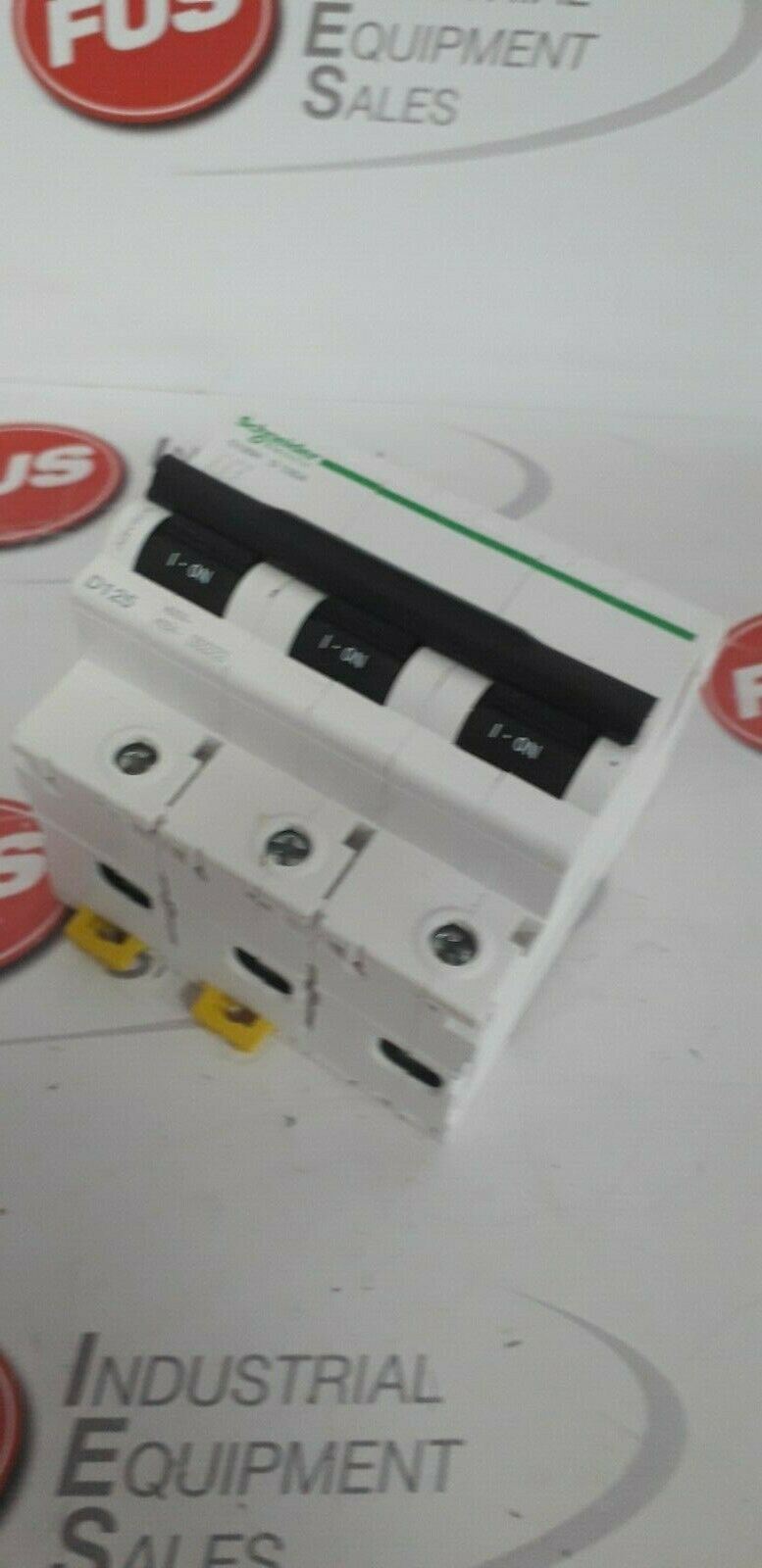 Schneider IEC 60947-3 Cicuit Breaker - 50-60 Hz - FUS Industrial