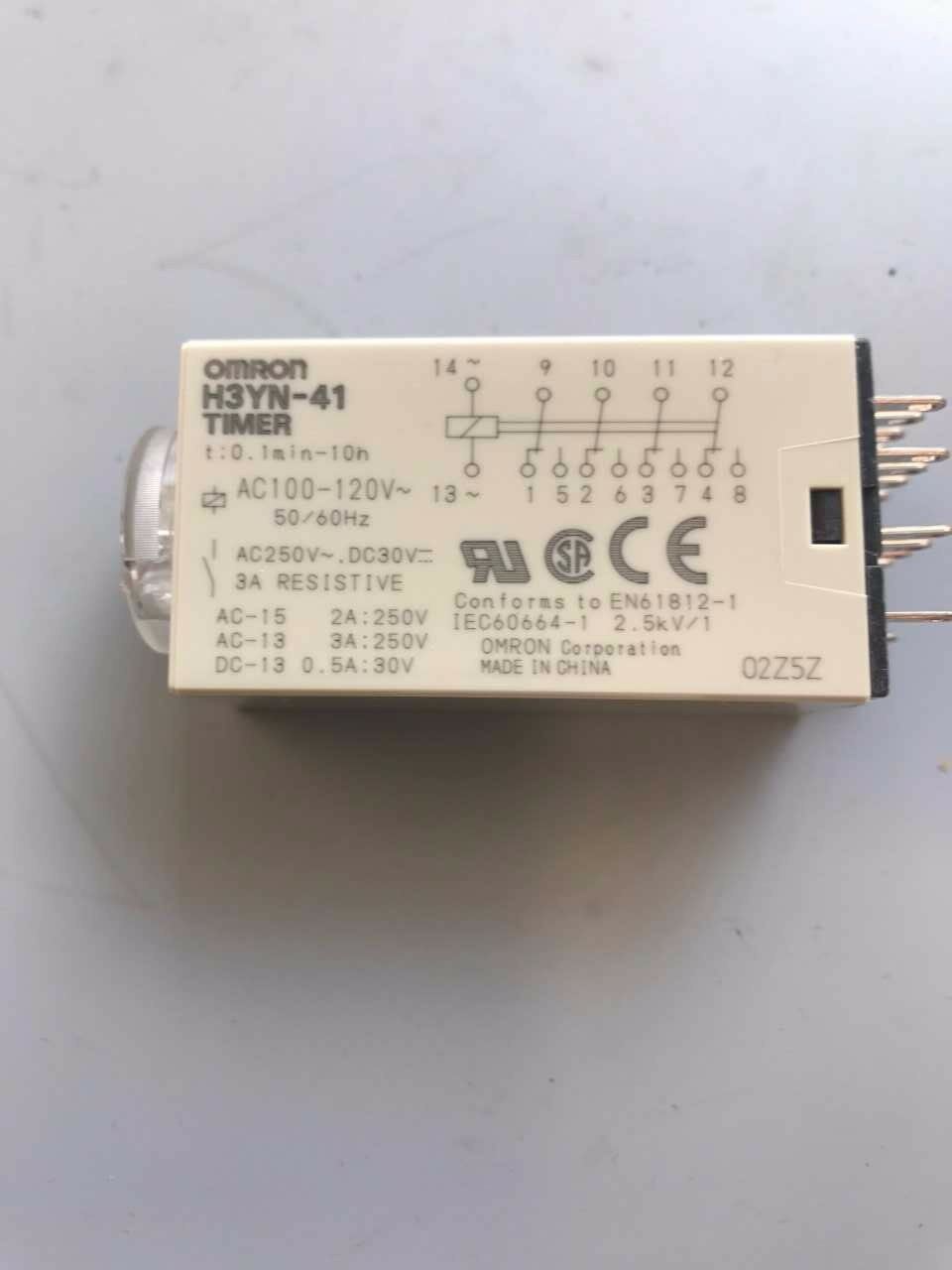 OMRON H3YN-41-Z DC24 - Timer Modulare Nuovo In Scatola