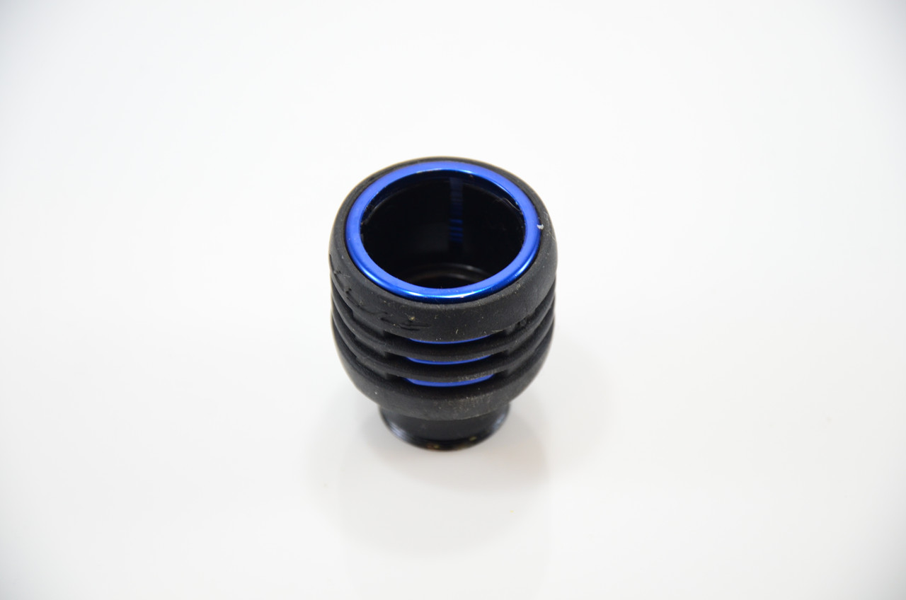 Dye - DMC Matrix Stock Feedneck - Black/Blue